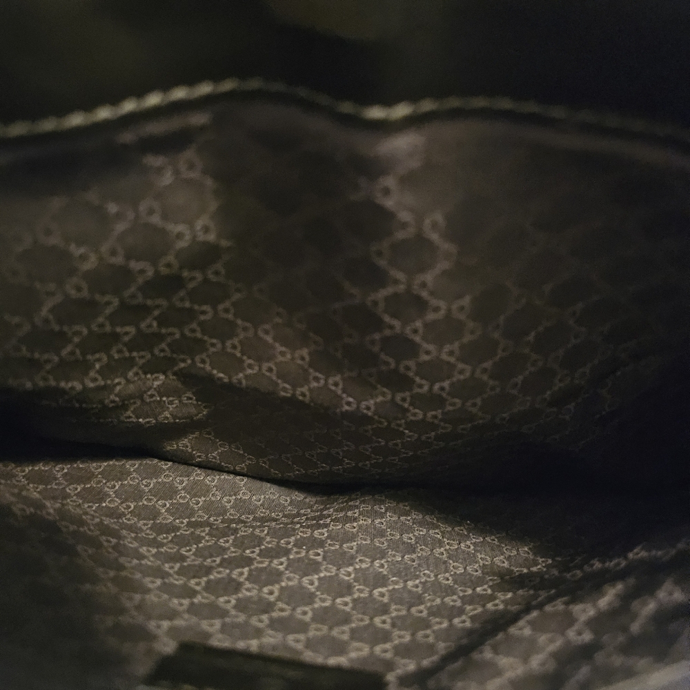 Authentic Gucci Shoulder Bag (Project) - Picture 4 of 16
